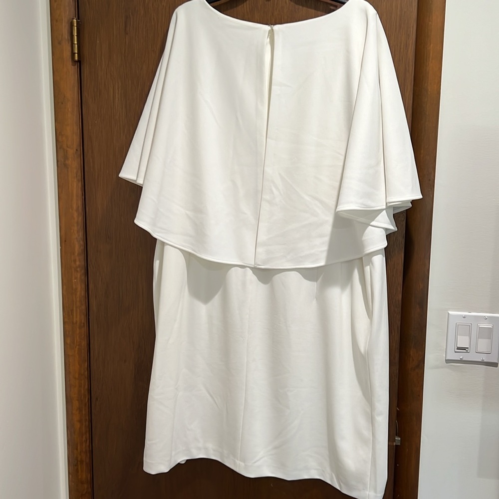 White. Calvin Klein. Size 22W Dress - Picture 2 of 5